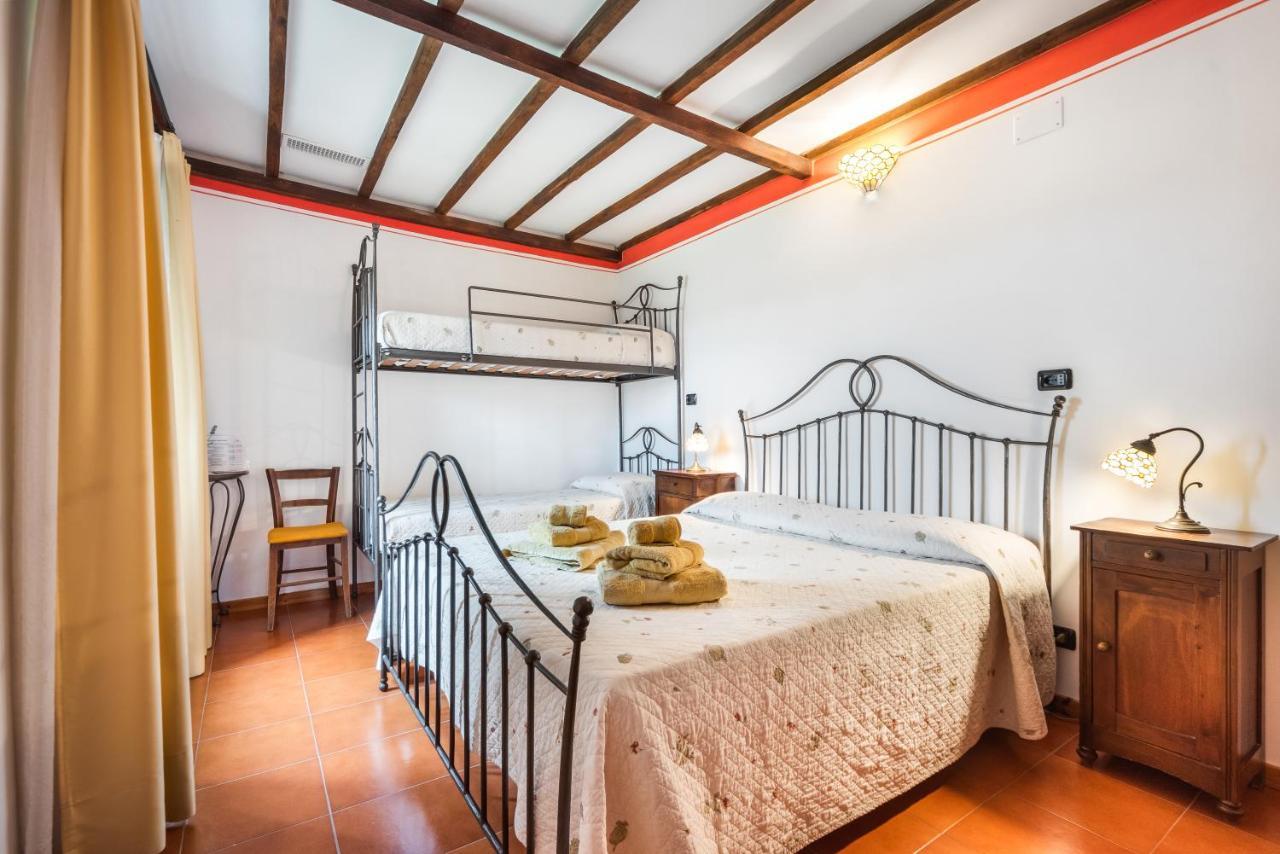 Casale Dei Gelsi Bed and Breakfast Castiglione In Teverina Buitenkant foto